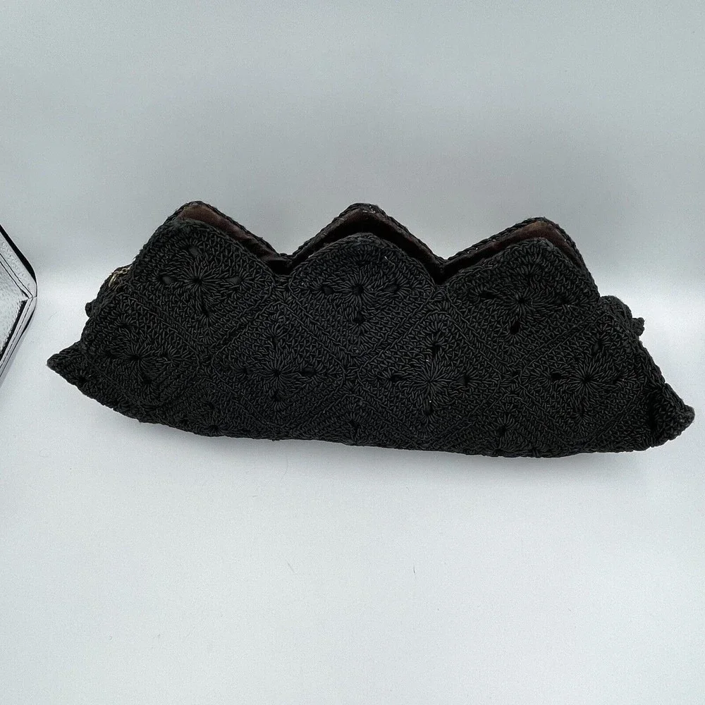 1940s Vintage Black Crochet Corde Shell Shape Clutch Women Bag - Picture 2 of 16